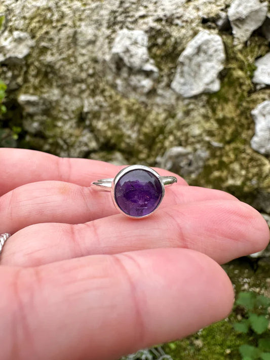 ANILLO DE PLATA Y AMATISTA