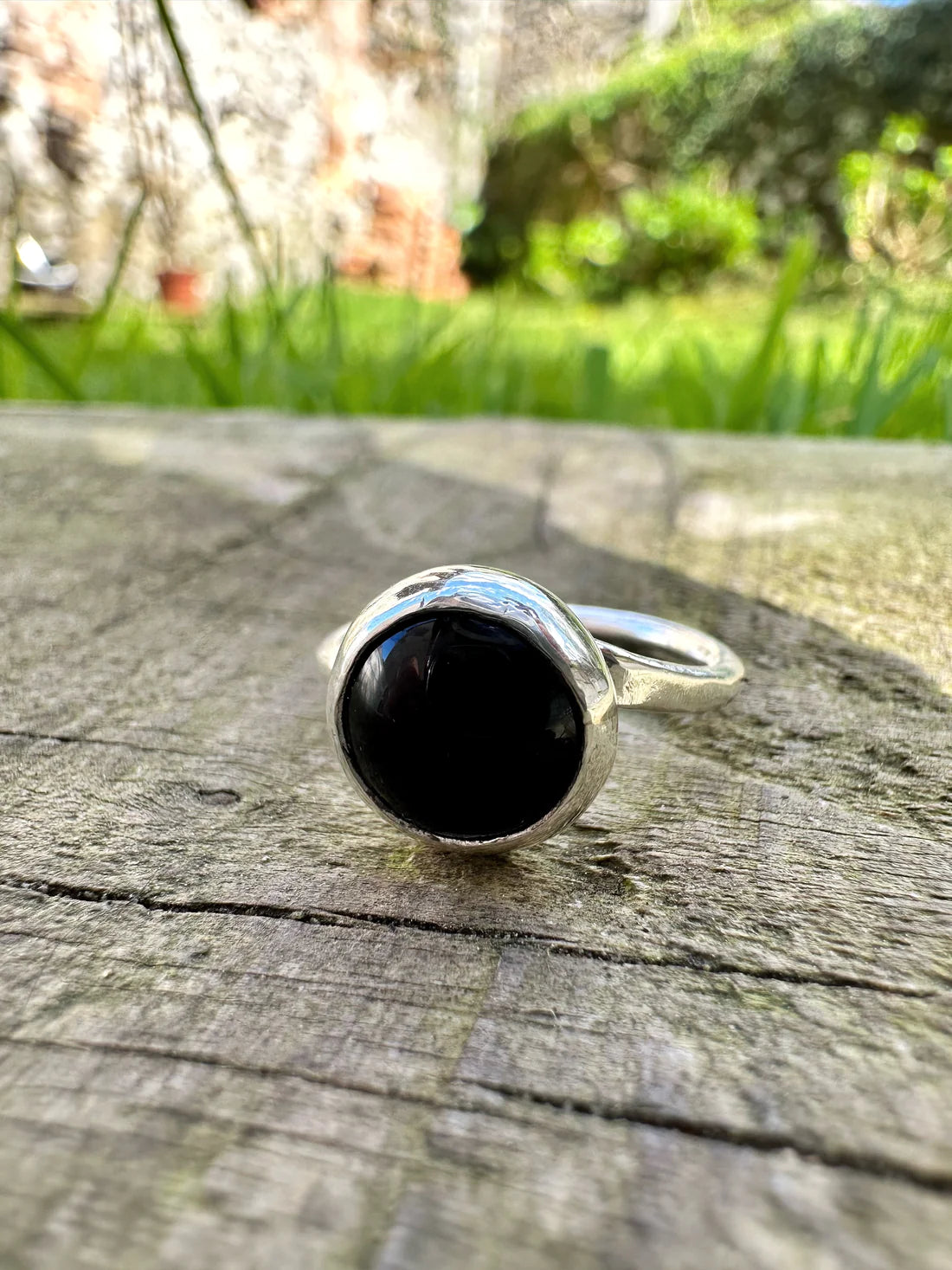 ANILLO DE PLATA Y ONIX NEGRO