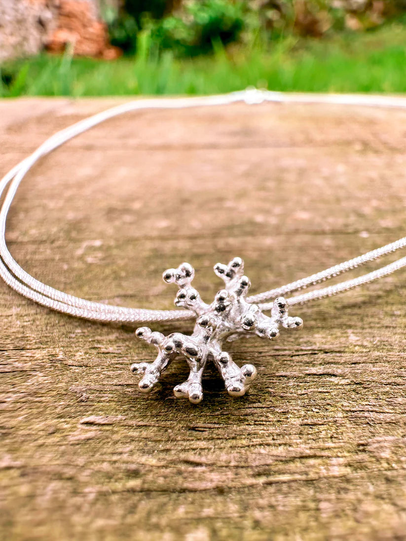 COLGANTE DE PLATA CORAL