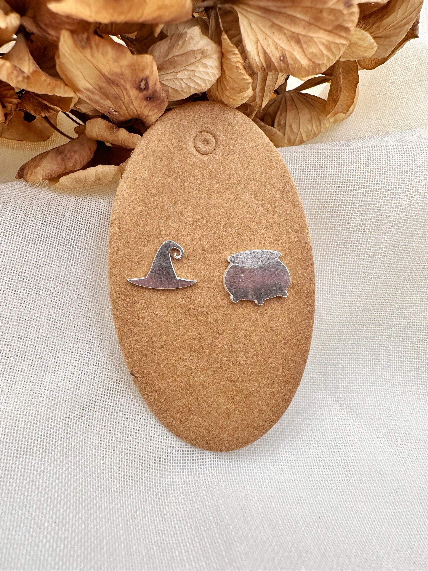 MINI PENDIENTES HALLOWEEN
