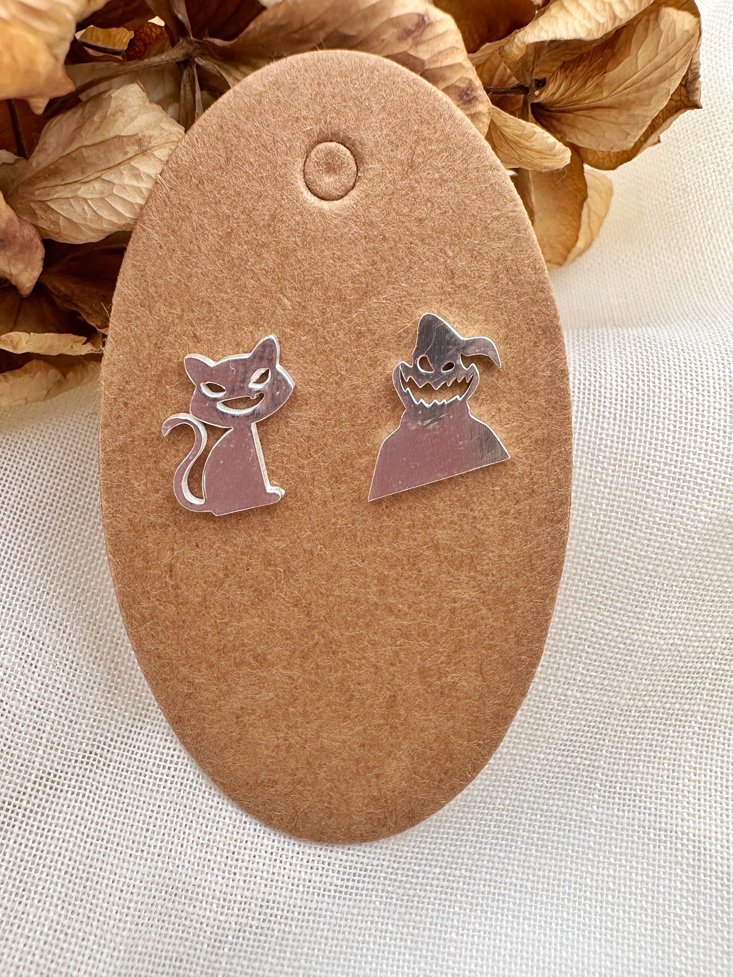 MINI PENDIENTES HALLOWEEN