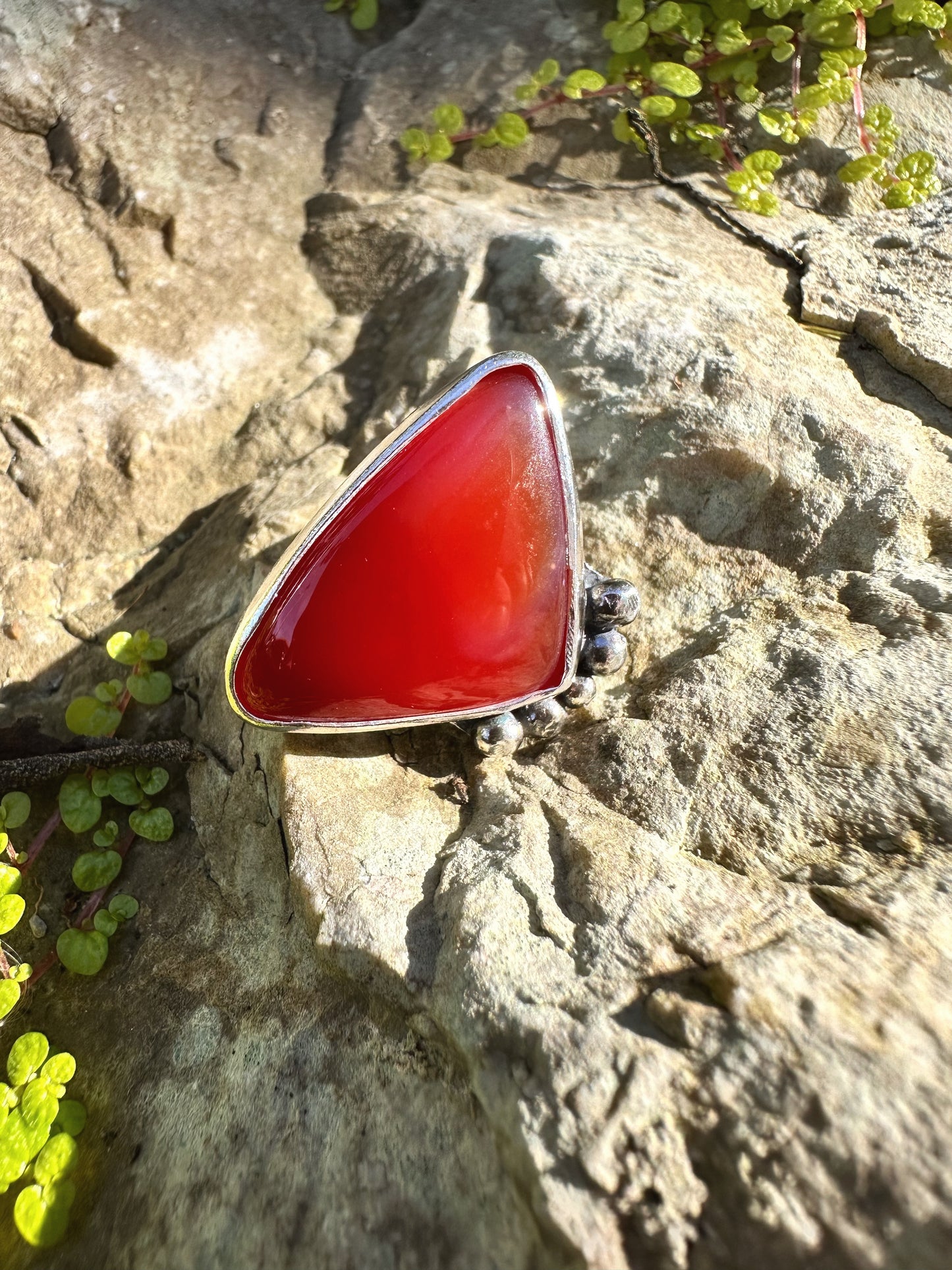 anillo plata y cornalina