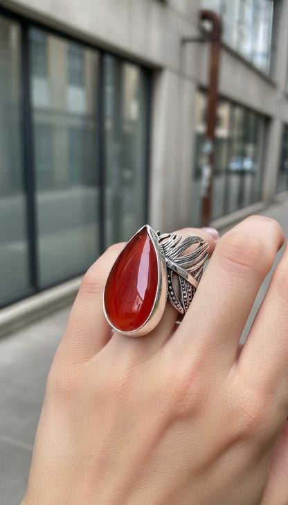 ANILLO PLUMA DE PLATA Y CORNALINA