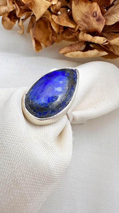 Anillo de plata y lapislazuli