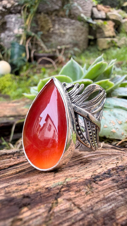 ANILLO PLUMA DE PLATA Y CORNALINA