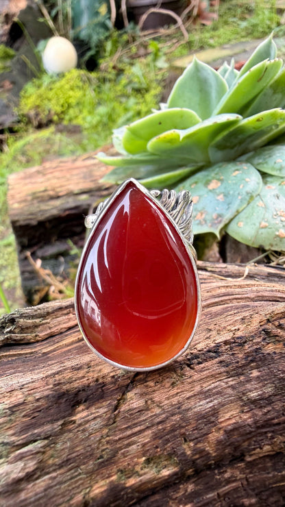 ANILLO PLUMA DE PLATA Y CORNALINA